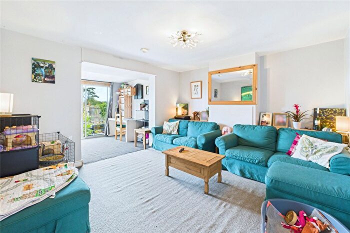 3 Bedroom Bungalow For Sale In Harbour Close, Rodbourne Cheney, Swindon, SN25