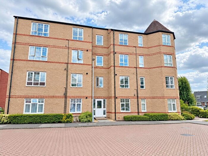 2 Bedroom Apartment To Rent In Lakeview Court, Wildacre Drive, Northampton, NN3