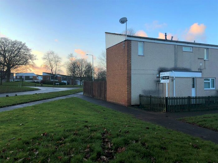 2 Bedroom Flat To Rent In Stebbings, Sutton Hill, Telford, Shropshire, TF7