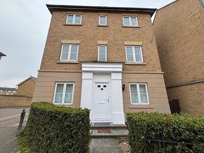 4 Bedroom Detached House To Rent In Trinovantian Way, Braintree, CM7