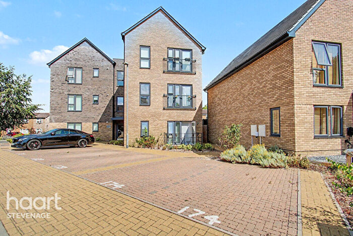 1 Bedroom Apartment For Sale In Powis House, Stirling Close, Stevenage, SG2
