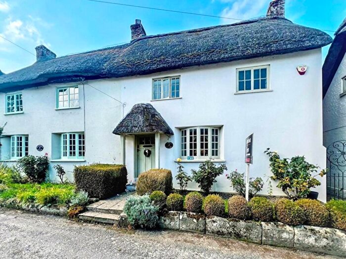 2 Bedroom Cottage For Sale In Higher Street, Okeford Fitzpaine, Blandford Forum, DT11
