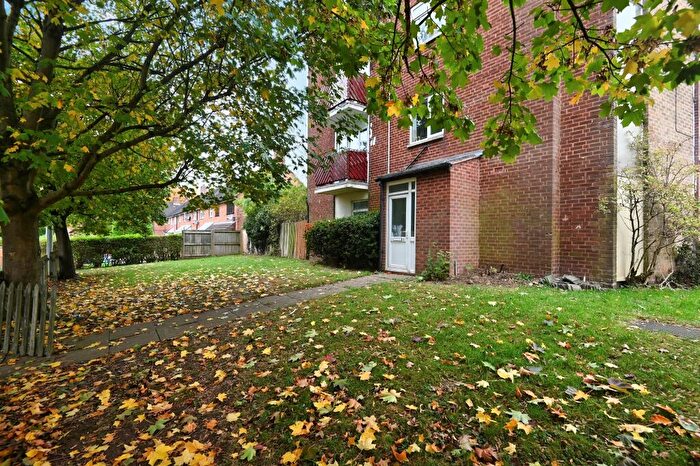 1 Bedroom Flat For Sale In Foxwood Grove, Birmingham, B37