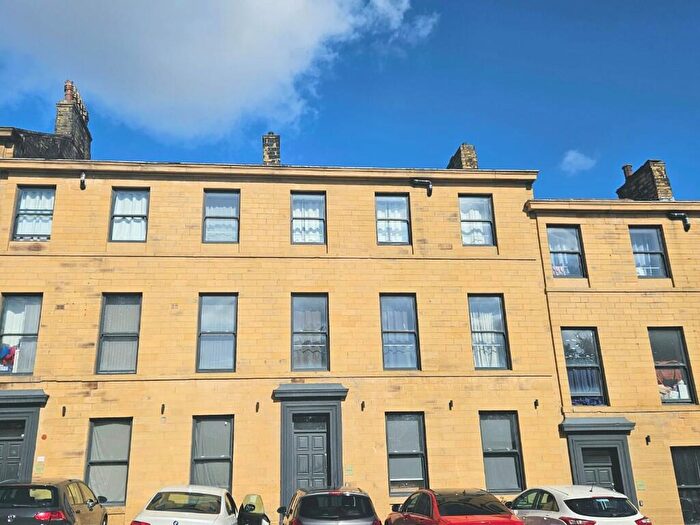 2 Bedroom Apartment To Rent In Eldon Place, Bradford, West Yorkshire, BD1