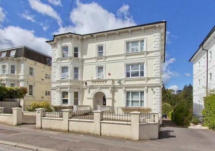 2 Bedroom Property To Rent In Upper Grosvenor Road, Tunbridge Wells, TN1