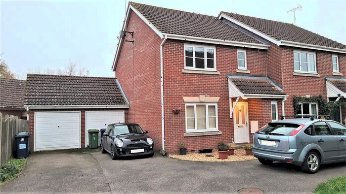 3 Bedroom Semi-Detached House To Rent In Awdry Drive, Wisbech, Cambs, PE13