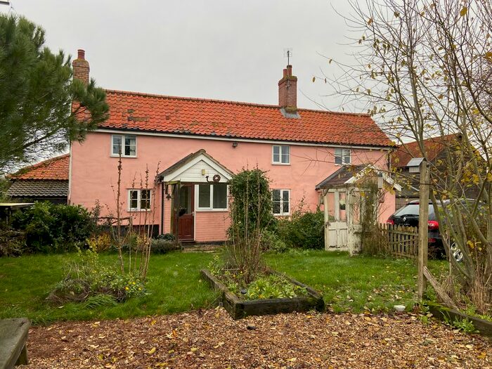 3 Bedroom Detached House To Rent In Rectory Road, Wortham IP22