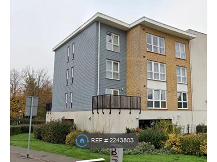 2 Bedroom Flat To Rent In Aurora Court, Gravesend, DA12