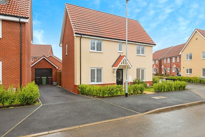 3 Bedroom Detached House For Sale In Rightup Lane, Wymondham, Norfolk, NR18