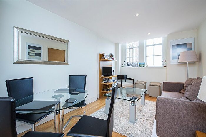 2 Bedroom Flat To Rent In Romney House, Marsham Street, Westminster, London, SW1P