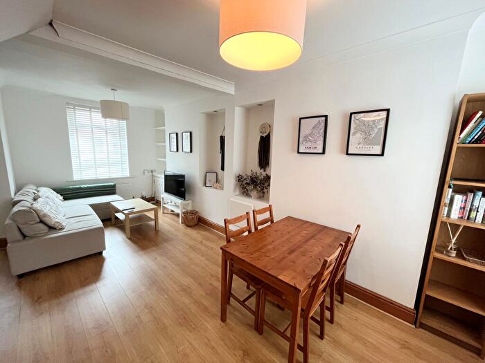 2 Bedroom House To Rent In Cumnock Terrace, Cardiff, CF24