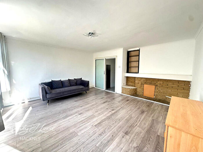 4 Bedroom Flat To Rent In Cassland Road, London, E9
