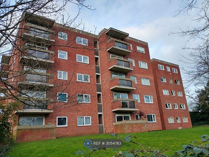 2 Bedroom Flat To Rent In Oakstead Close, Ipswich, IP4
