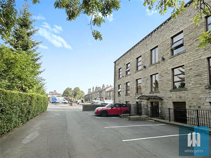 2 Bedroom Apartment To Rent In The Lighthouse, A New Hey Road, Marsh, Huddersfield, HD3