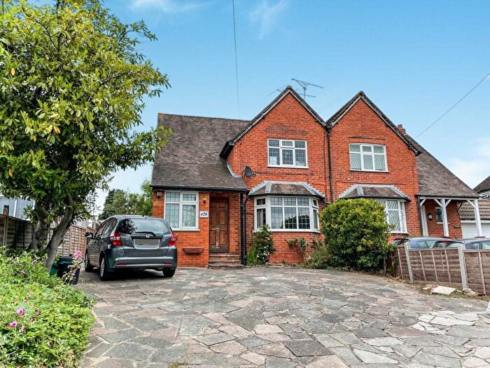 4 Bedroom Semi Detached House For Sale In Wokingham Road, Earley, RG6