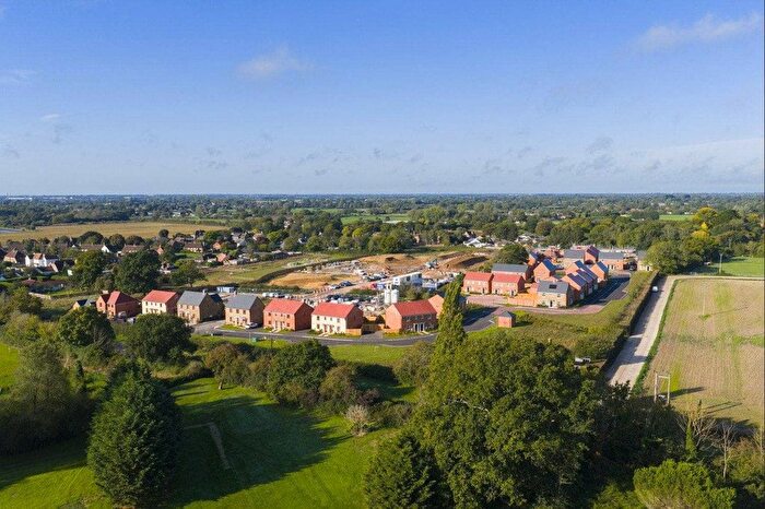 3 Bedroom End Of Terrace House For Sale In Blackberry Mews, Arundel, BN18