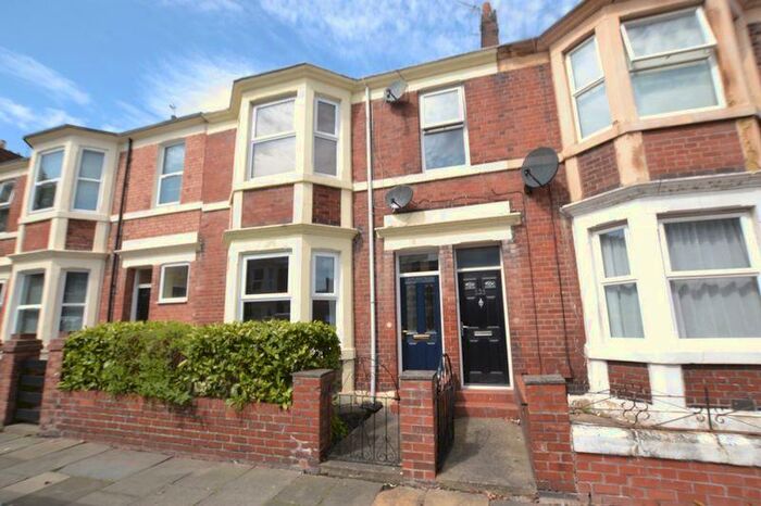 2 Bedroom Flat To Rent In Helmsley Road, Newcastle Upon Tyne, NE2