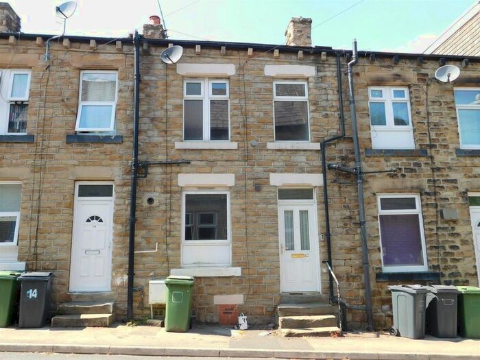 2 Bedroom Terraced House To Rent In Bromley Street, Batley, WF17