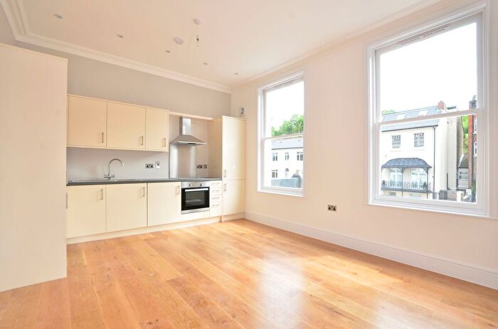 1 Bedroom Flat To Rent In Norwood Road, Herne Hill, London, SE24