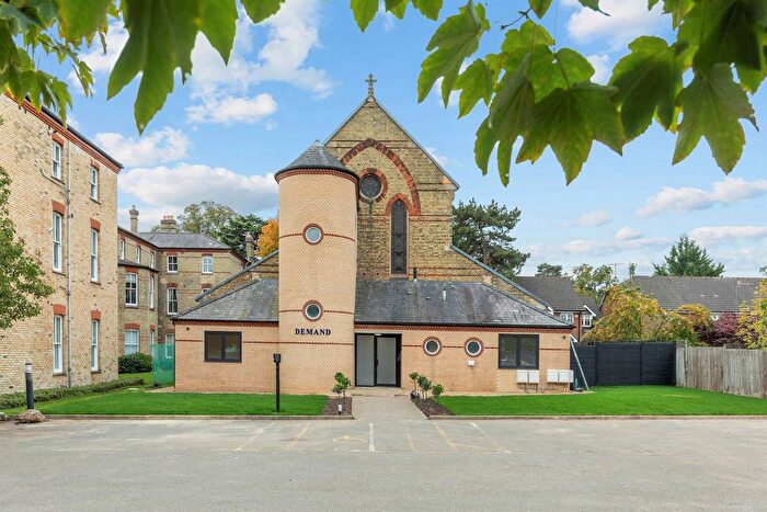 3 Bedroom Flat For Sale In Mallard Road, Abbots Langley, WD5