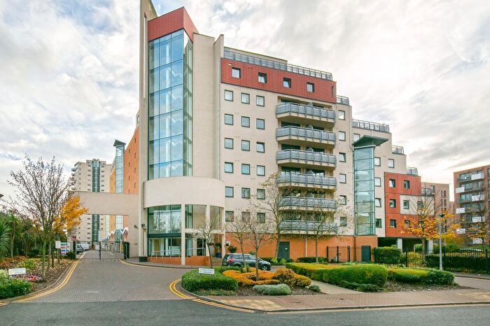 2 Bedroom Apartment To Rent In Tradewind Apartment Wards Wharf Approach, City Airport, Canary Wharf, Royal Victoria Docks, Pontoon Dock, London, E, E16