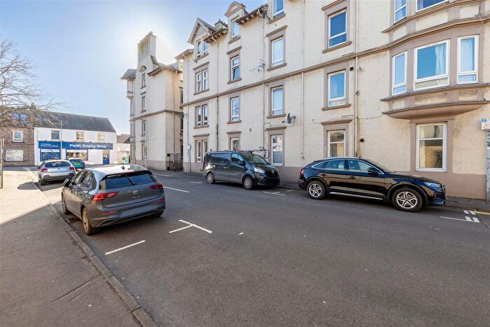 1 Bedroom Flat For Sale In Charles Street, Perth, PH2
