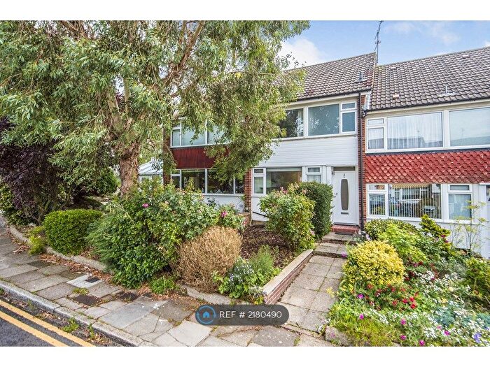 2 Bedroom Terraced House To Rent In Cranford Close, London, SW20