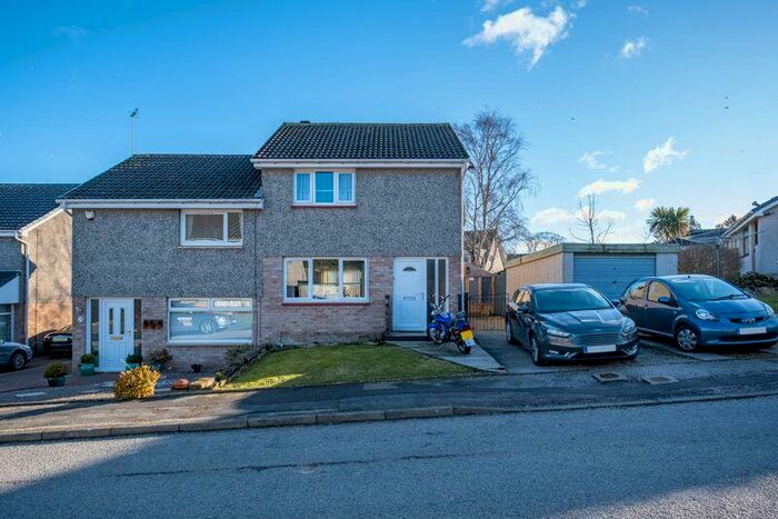 2 Bedroom Semi-Detached House For Sale In Lee Crescent, Aberdeen, AB22