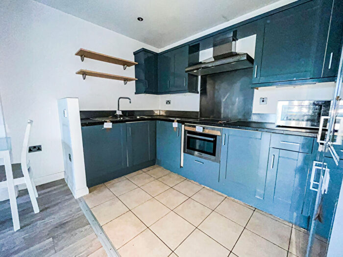 2 Bedroom Apartment For Sale In Taylorson Street South, Salford, Greater Manchester, M5