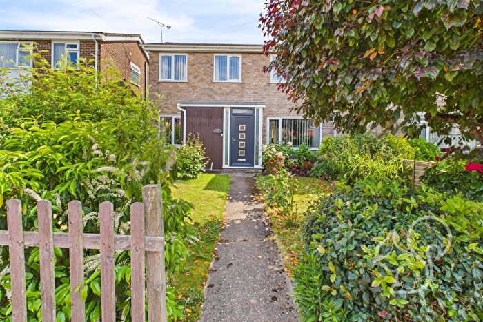 3 Bedroom Semi-Detached House For Sale In Pound Hill, Bacton, IP14