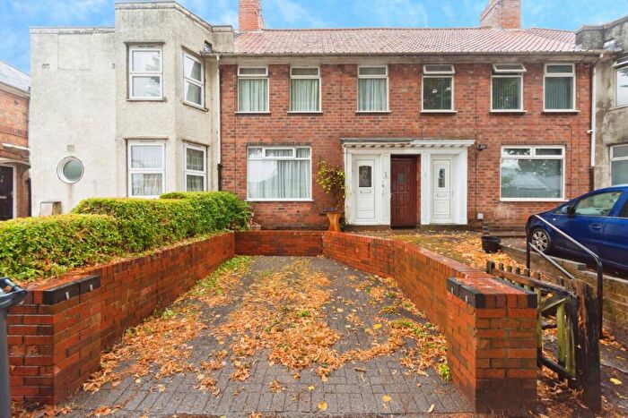 3 Bedroom Terraced House For Sale In Oakhurst Road, Birmingham, West Midlands, B27