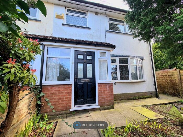 3 Bedroom Semi-Detached House To Rent In Langworthy Avenue, Little Hulton, Manchester, M38
