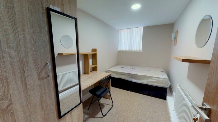 6 Bedroom House To Rent In Rookery Road, Selly Oak, B29