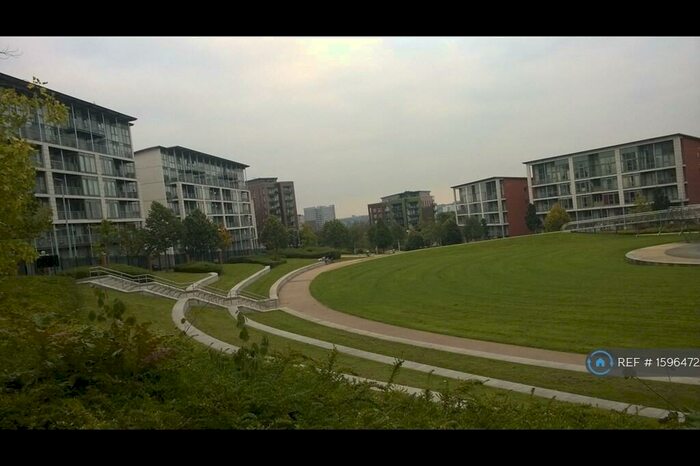 2 Bedroom Flat To Rent In Mason Way, Birmingham, B15