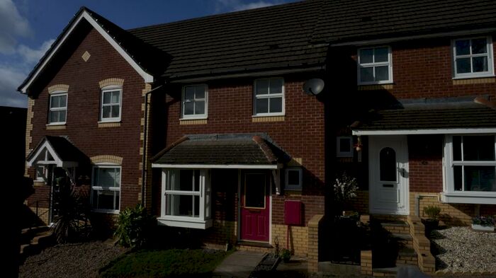 3 Bedroom Terraced House To Rent In Oak Tree Drive, Rogerstone, Newport, NP10
