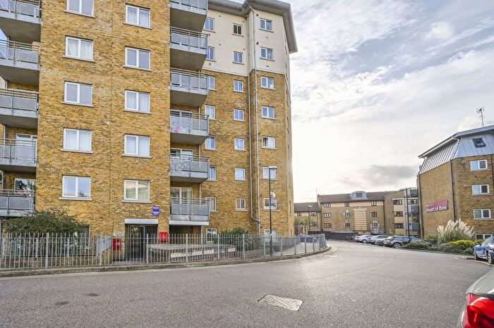 1 Bedroom Flat For Sale In Augustine Bell Tower, Pancras Way, Bow, Londion, E3