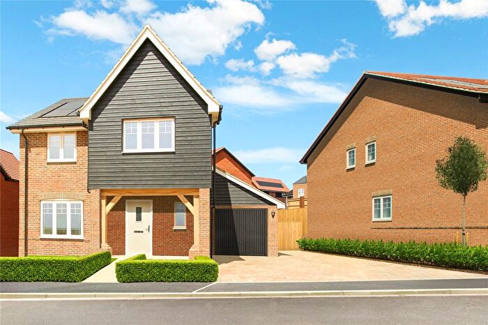 4 Bedroom Detached House For Sale In Tower House Farm, The Street, Mortimer, Reading, RG7