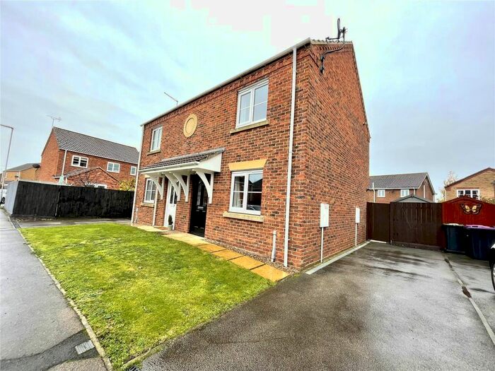 2 Bedroom Semi-Detached House To Rent In Post Mill Close, North Hykeham, Lincoln, Lincolnshire, LN6
