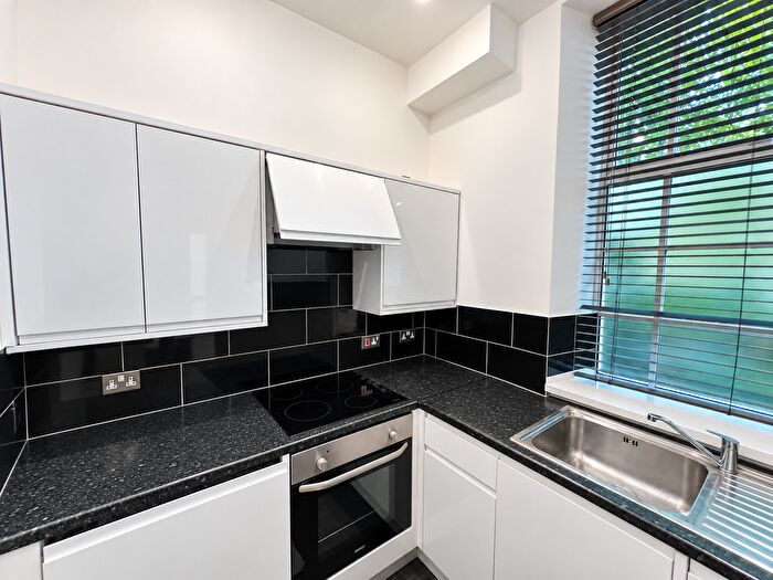 2 Bedroom Flat To Rent In Princes Place, Brighton, BN1