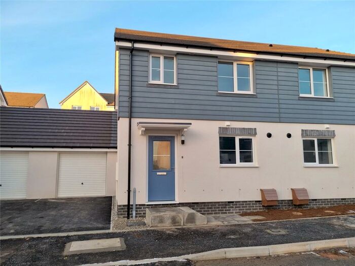 3 Bedroom Semi-Detached House To Rent In Launceston, Cornwall, PL15