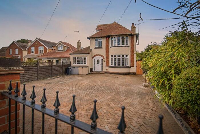 4 Bedroom Detached House For Sale In St. Johns Road, Clacton-On-Sea, CO16