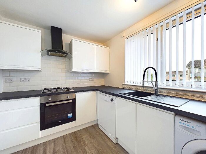 2 Bedroom Flat To Rent In Russell Place, East Kilbride, South Lanarkshire, G75