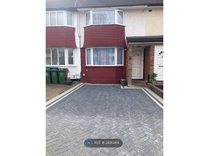 2 Bedroom Terraced House To Rent In Holbeach Gardens, Sidcup, Kent, DA15