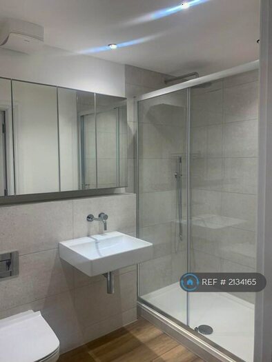 2 Bedroom Flat To Rent In Fountain Mill, Bristol, BS5