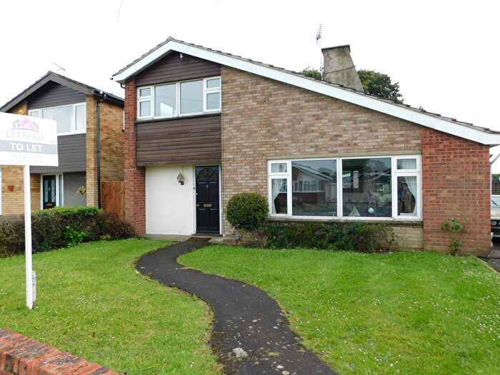 3 Bedroom Detached House To Rent In St. Christopher Road, Colchester, Essex, CO4