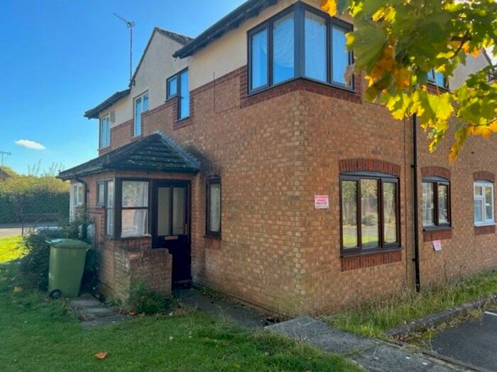 1 Bedroom Flat To Rent In Willow Brook Road, Corby, NN17