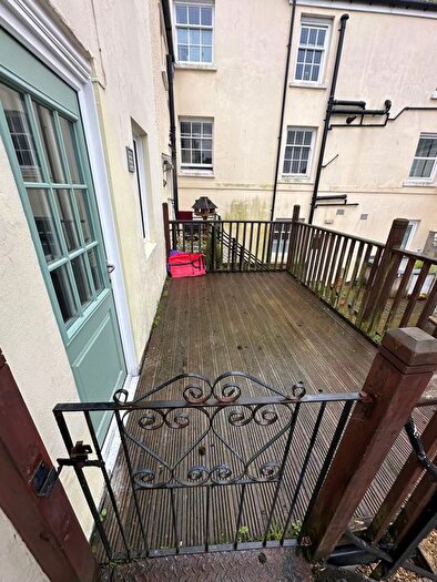 2 Bedroom Flat For Sale In St Marys Street, Chepstow, NP16