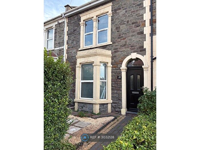 2 Bedroom Terraced House To Rent In Forest Avenue, Bristol, BS16