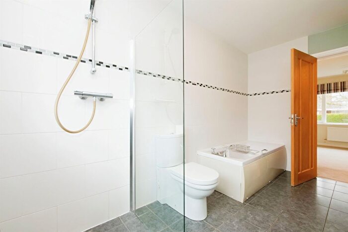 3 Bedroom Detached Bungalow For Sale In Westfield Place, Wigginton, York, YO32