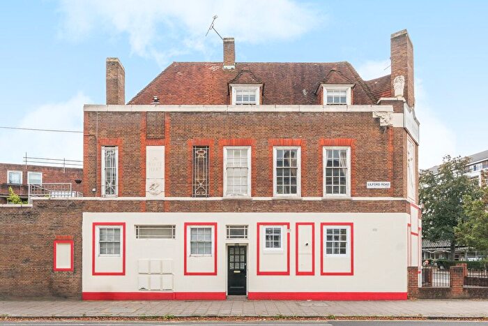 2 Bedroom Flat For Sale In Lilford Road, Camberwell, London, SE5